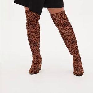 New Torrid Animal Print Over the Knee Plus size boots Extra Wide Calf Size 8
